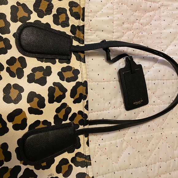 Coach leopard Tote‎  Print Getaway Weekender tote - Picture 11 of 16